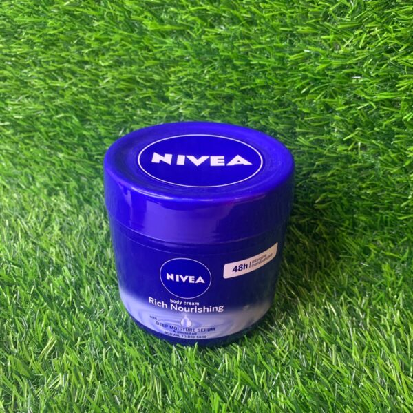 NIVEA Rich Nourishing Body Cream -400ml