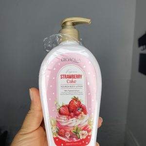 Bioaqua strawberry cake lotion