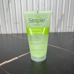 Simple Refreshing facial wash